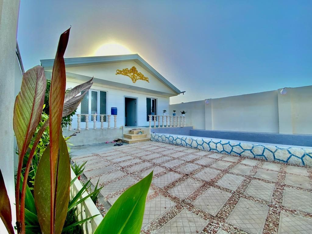 ویلا 200متری در زیباکنار گیلان منتظر شماست