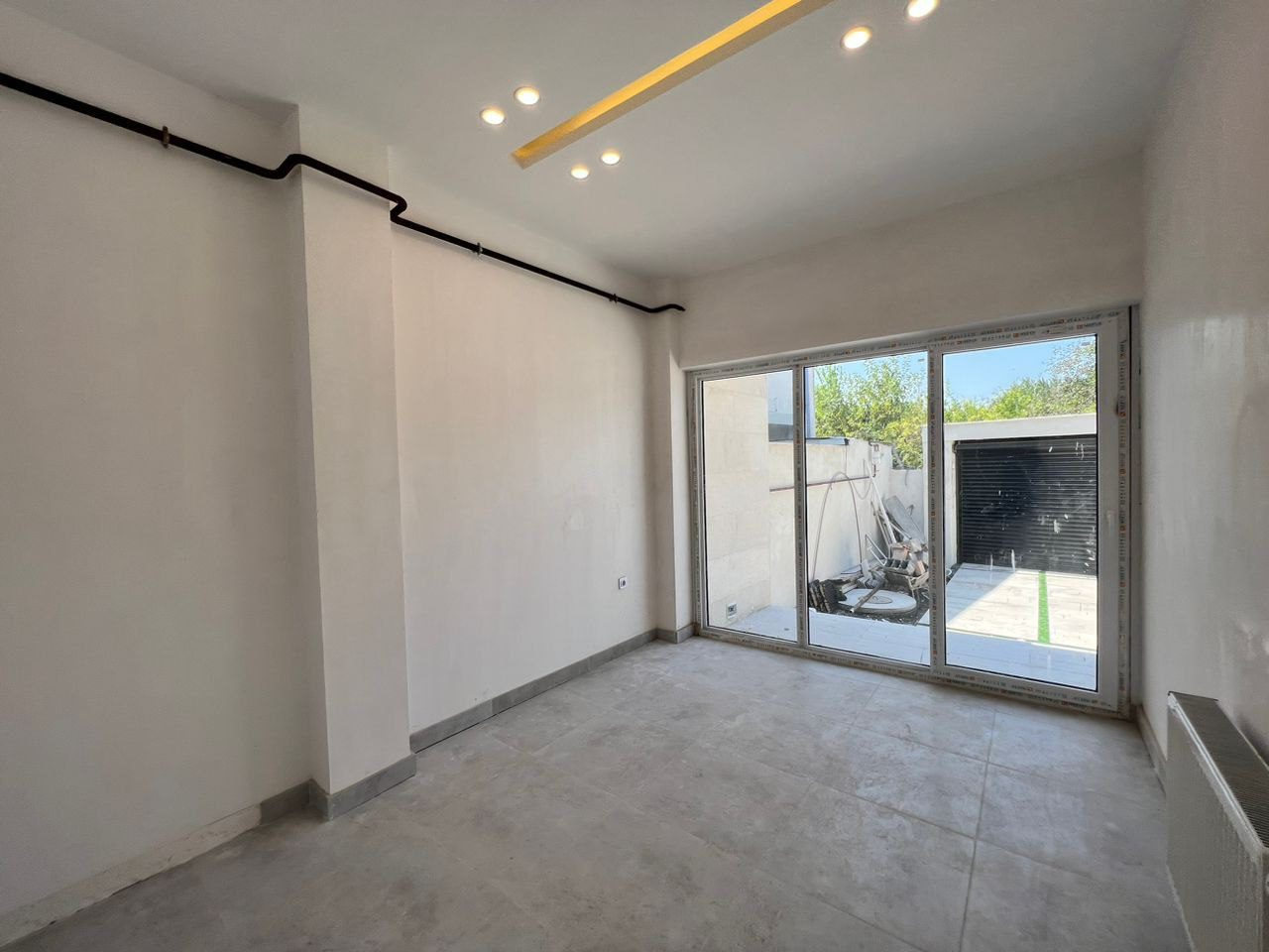 ویلا لوکس ساحلی با استخر در زیبا کنار،گیلان