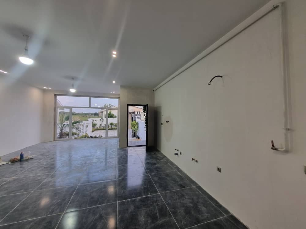 ویلا زیبا کنار با مشخصات عالی و قیمت مناسب