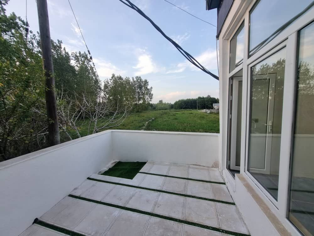 ویلا زیبا کنار با مشخصات عالی و قیمت مناسب