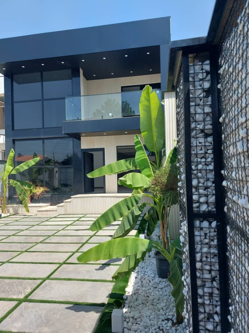 ویلا نوساز با طراحی مدرن در منطقه زیباکنار گیلان