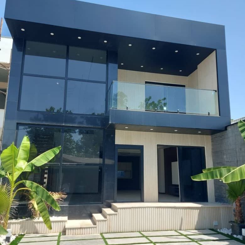 ویلا نوساز با طراحی مدرن در منطقه زیباکنار گیلان