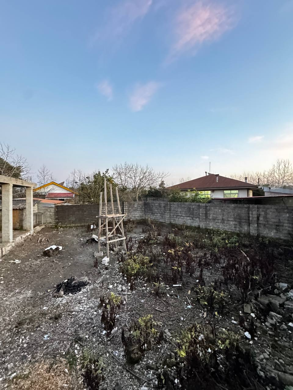 زمین مسکونی 205 متری ساحلی،خشکبیجار