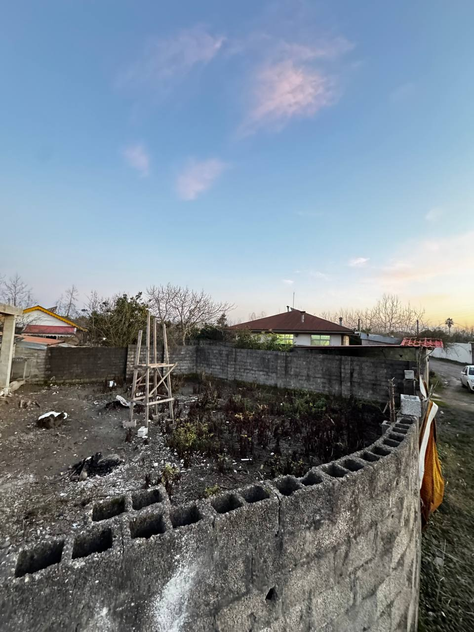 زمین مسکونی 205 متری ساحلی،خشکبیجار