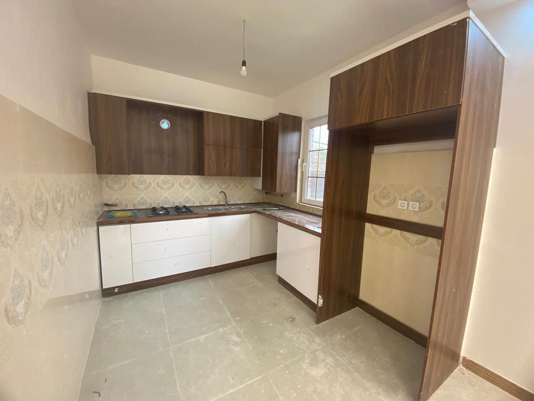 فروش ویلا دو خوابه در دیلمان | 300 متر زمین، 80 متر بنا، ساخت 1404، محصور با دید کوه و جنگل